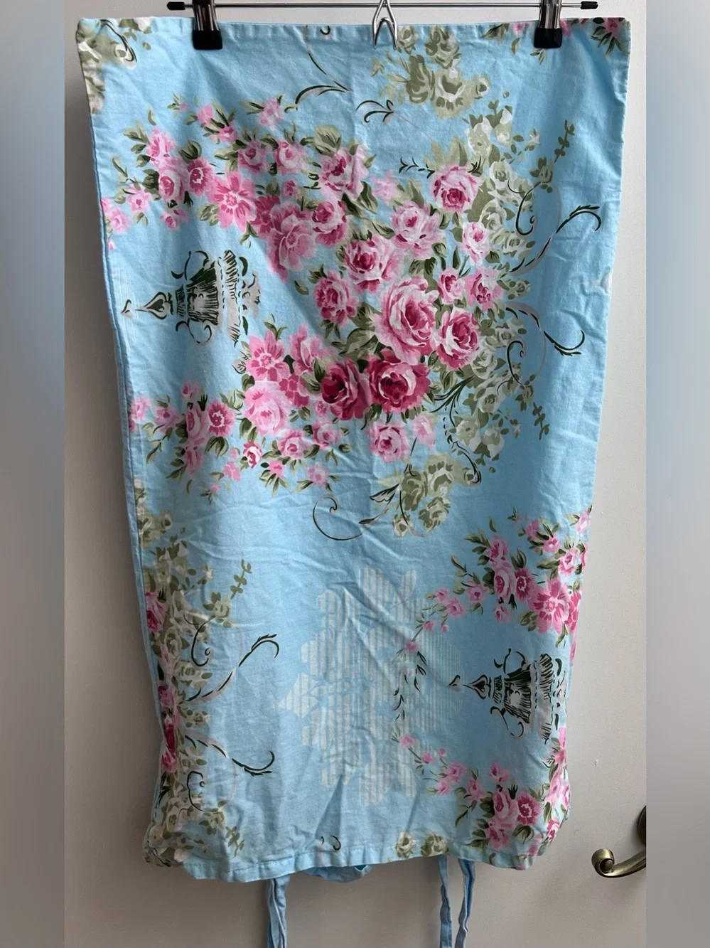 RARE Vintage Floral Aqua Blue King Pillowcase. Vintage Cottage Style.
